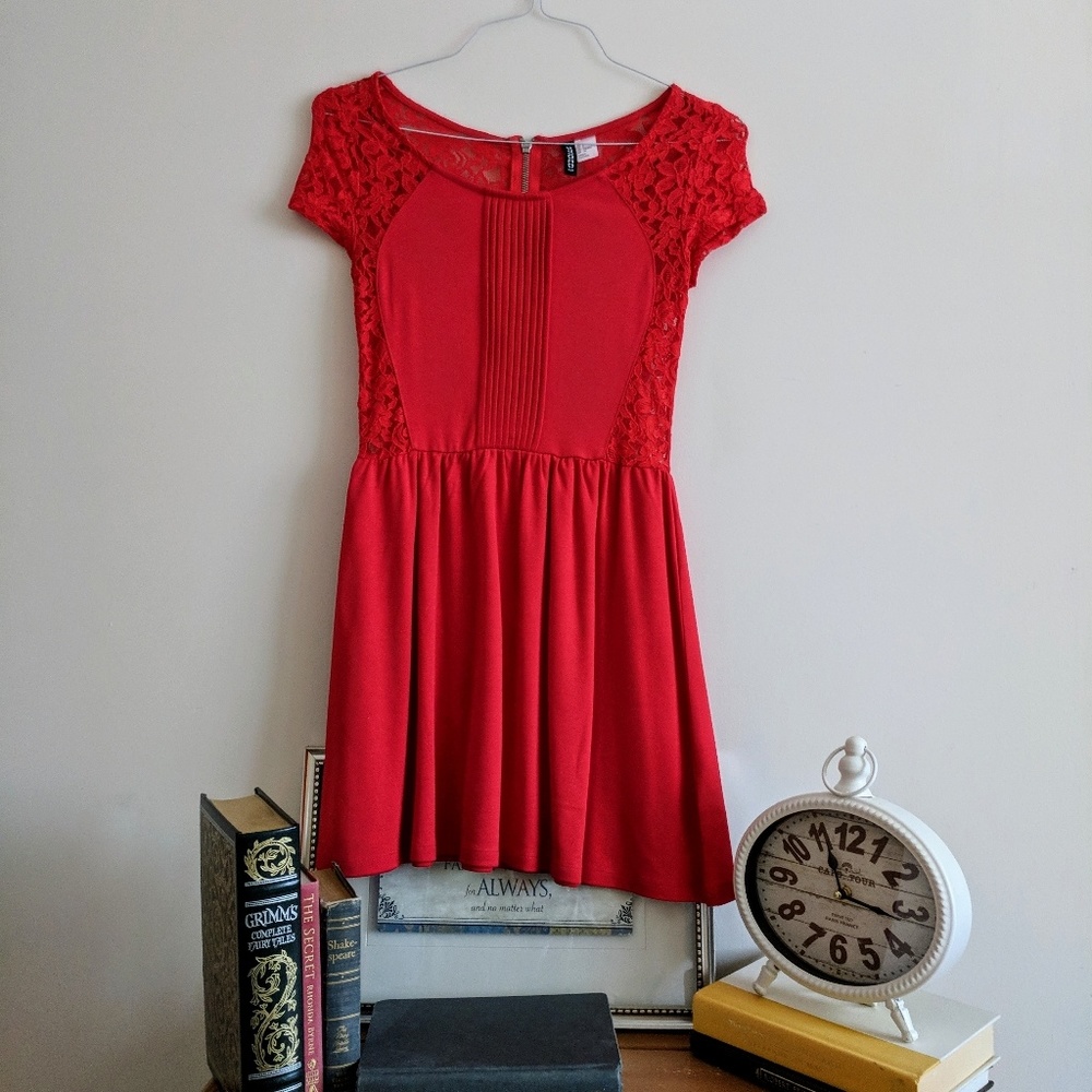 H&M Divided Lace Back Red Dress W/Zipper Size S
